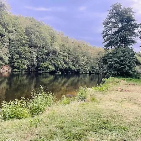 Maison Familiale Avec Terrasse A بيت للعطل