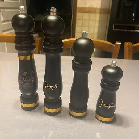 Maison Familiale Avec Terrasse A *