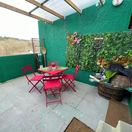 Maison Familiale Avec Terrasse A